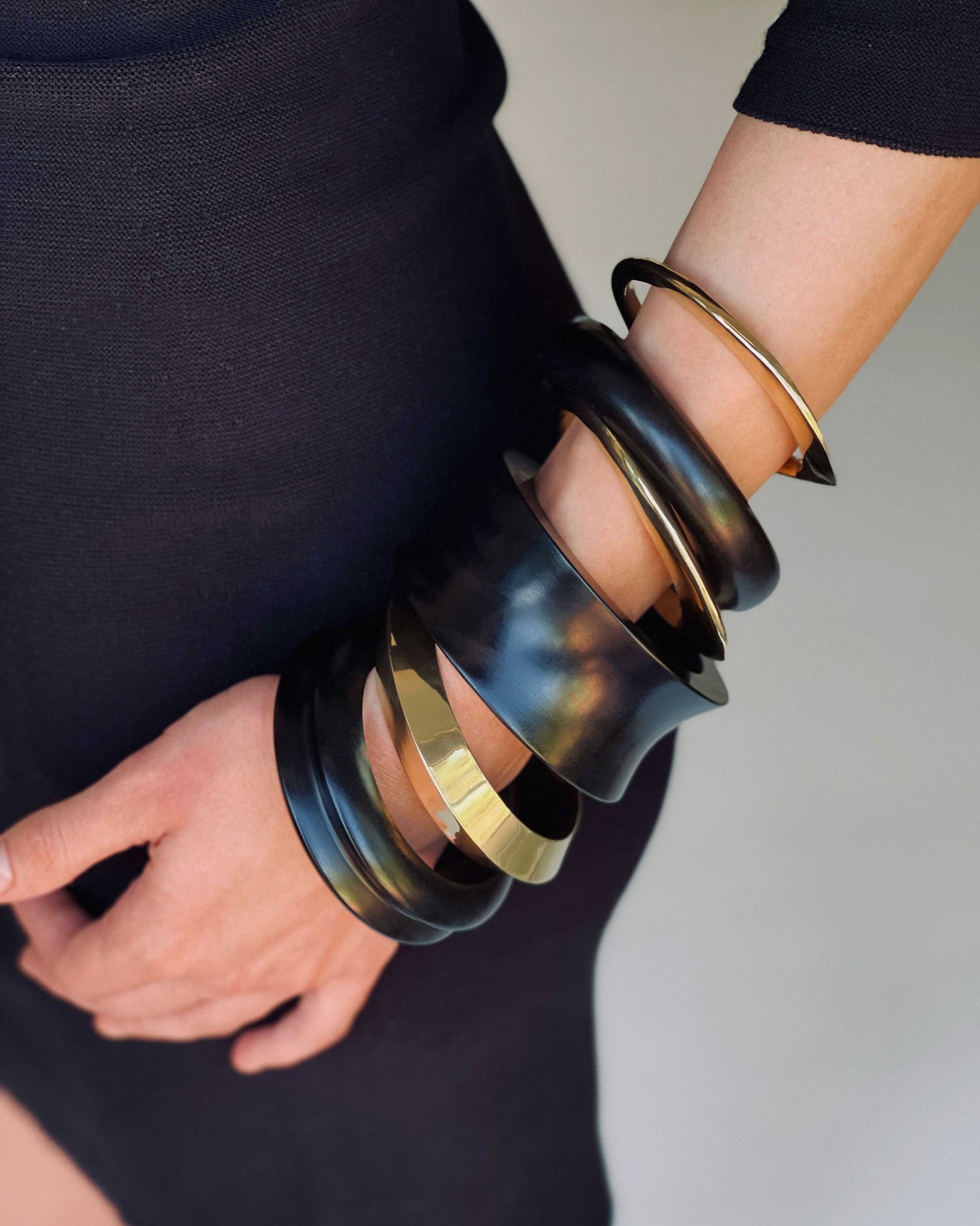 CONCAVE WOOD BANGLE in Ebony or Asna Wood – Kendall Conrad