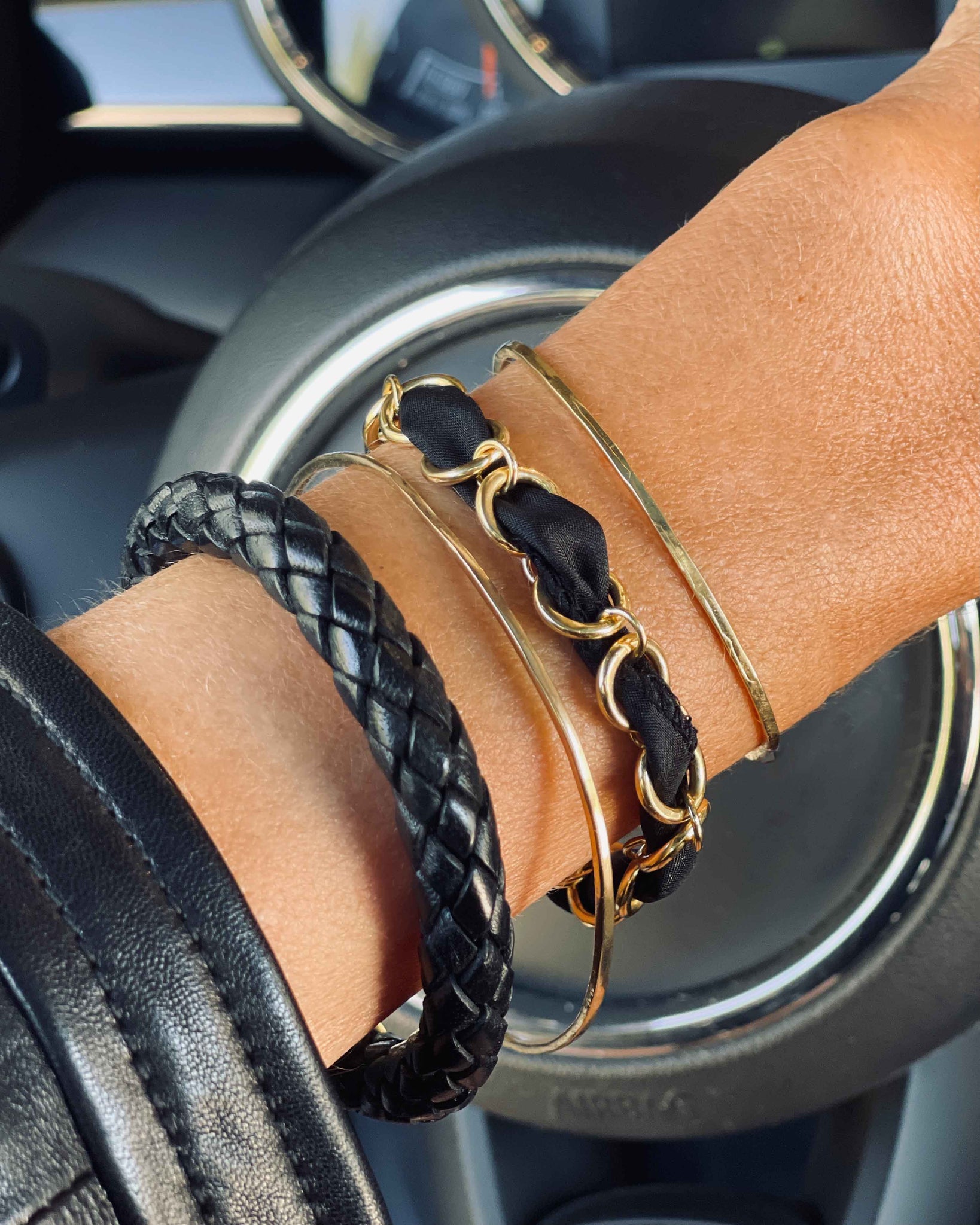 UPPER ARM BANGLE – Kendall Conrad